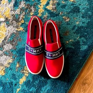 Tommy Hilfiger slide on canvas shoes